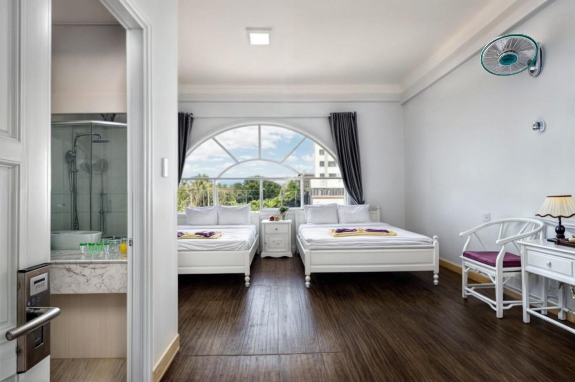 Cct Luxury Hotel Нячанг Экстерьер фото